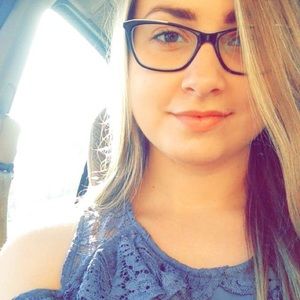 Meet your Posher, Julianna